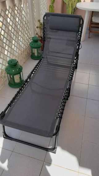 Tumbona Plegable Gris Oscuro. Nueva