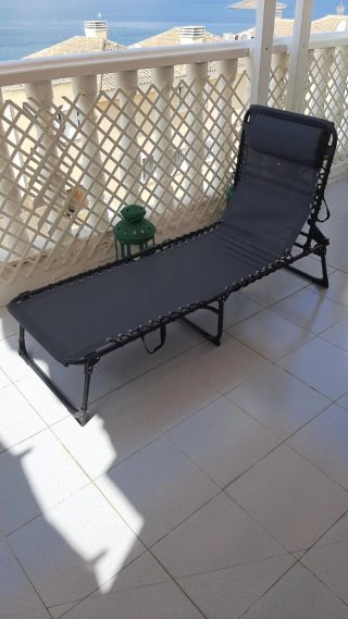 Tumbona Plegable Gris Oscuro. Nueva