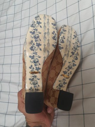 Zapatos Gucci Talla 36.5 Marrones y Dorados