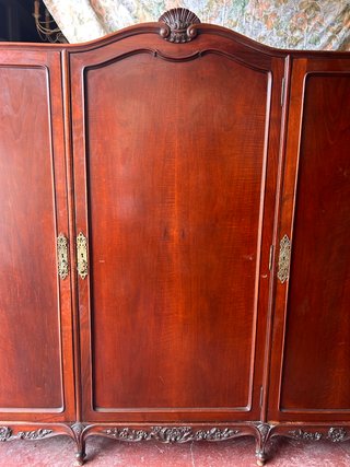 Gran armario antiguo 3 puertas