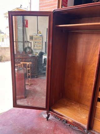 Gran armario antiguo 3 puertas