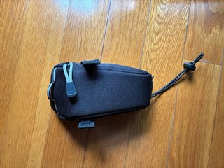 Mini mochila sillín bici (B-twin)