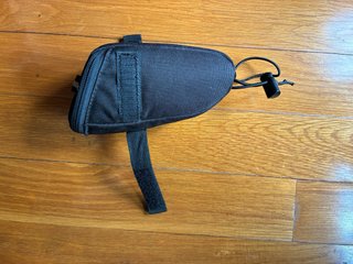 Mini mochila sillín bici (B-twin)