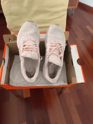 Zapatillas Nike Rosas y Blancas