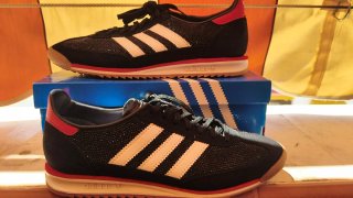 Zapatillas Adidas SL Negras y Rojas