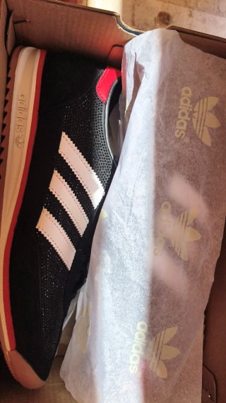 Zapatillas Adidas SL Negras y Rojas