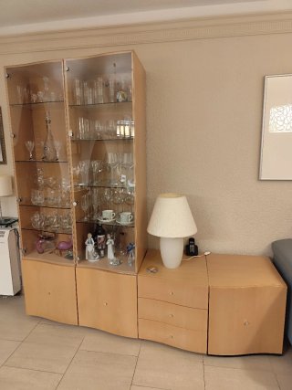 Mueble modular 5 armarios bajos y 2 vitrinas