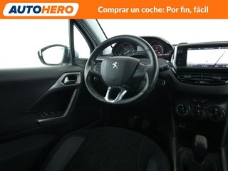 Peugeot 2008 1.2 PureTech Style