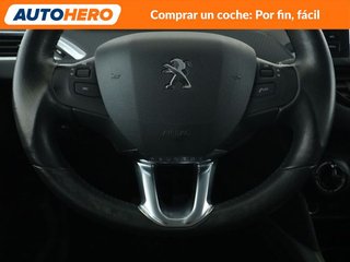 Peugeot 2008 1.2 PureTech Style