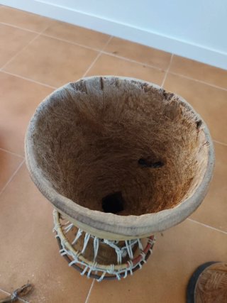 Yembé Africano de Madera