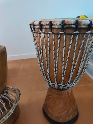 Yembé Africano de Madera