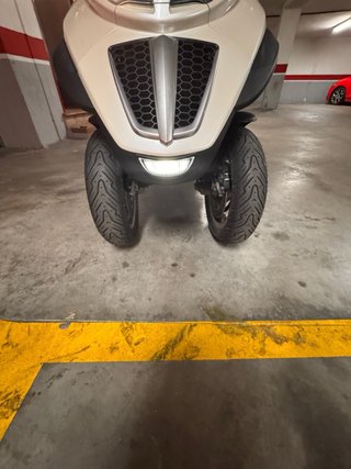 Piaggio mp3 500 LT. ETIQUETA C  2011. Negociable