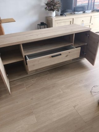 Mueble TV madera estilo moderno
