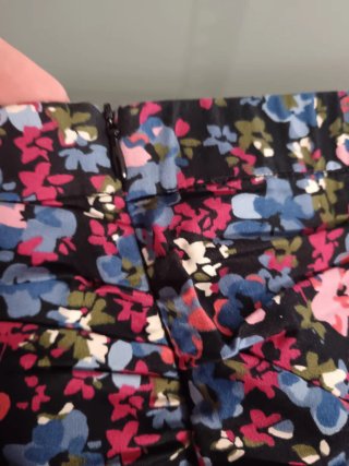 Falda Stradivarius Talla L Estampado Floral