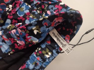 Falda Stradivarius Talla L Estampado Floral