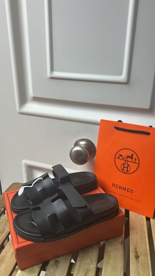 Sandalias Hermès Chypre Piel Negras