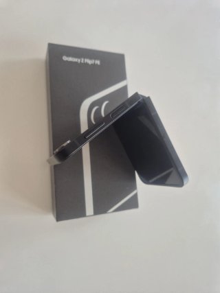 Samsung Galaxy Z Flip pieghevole nero