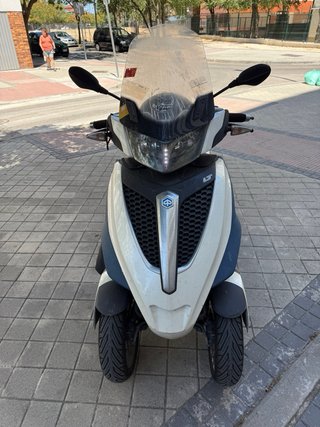 Piaggio MP3 Yourban 300 LT 2014
