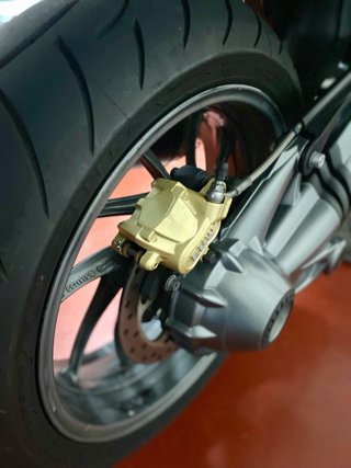 BMW R1200R 90 Aniversario Negra