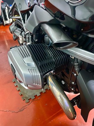 BMW R1200R 90 Aniversario Negra