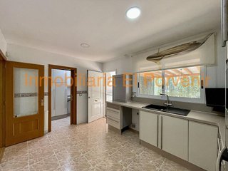 Casa pareada en alquiler en El Vedat - Santa Apolonia en Torrent