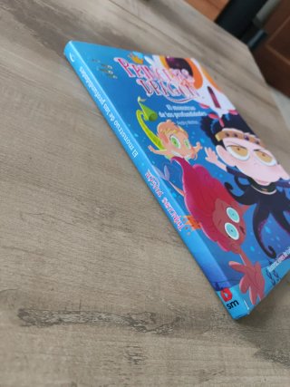 Princesas Dragón: El monstruo de las profundidades