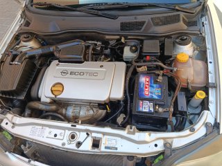 Opel Astra 2004