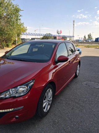 Peugeot 308 2016