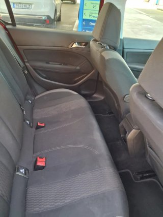 Peugeot 308 2016