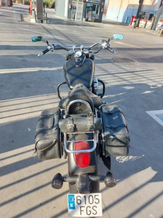 moto honda shadow 750