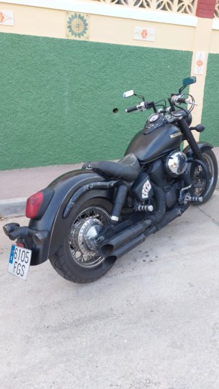 moto honda shadow 750