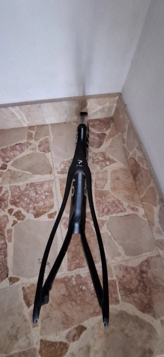Cuadro Pinarello NYTRO