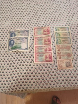 Billetes antiguos 100, 10, 5 y 1 pesetas