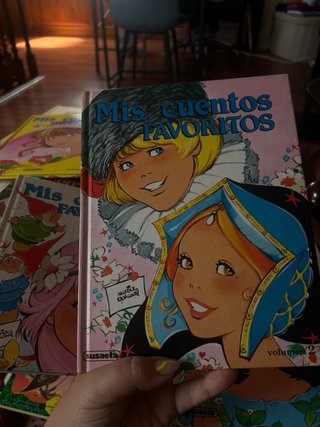 Lote 4 Libros Mis Cuentos Favoritos (Vol. 1 al 4)