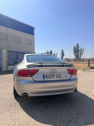 Audi A7 2011