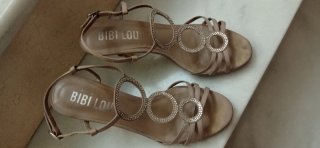 Sandalias BIBI LOU tacón pedrería beige