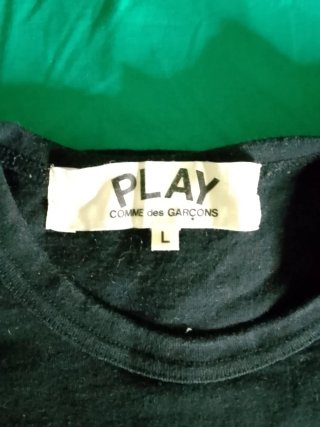 T-shirt Comme des Garçons PLAY nera con cuore