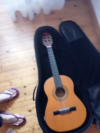 Guitarra Clásica con Funda