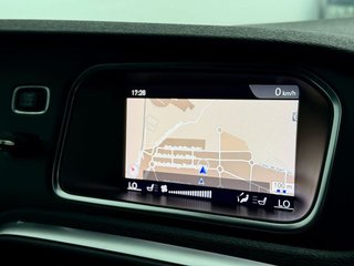 Volvo V40 2.0 D3 RDesign Momentum Auto