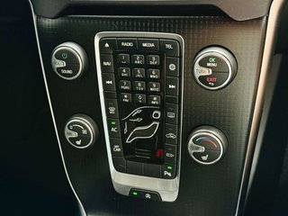 Volvo V40 2.0 D3 RDesign Momentum Auto