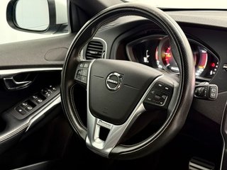 Volvo V40 2.0 D3 RDesign Momentum Auto