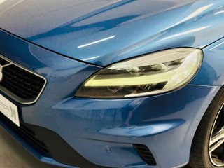 Volvo V40 2.0 D3 RDesign Momentum Auto