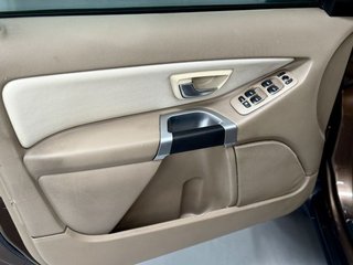 Volvo XC90 2.4 D5 AWD Momentum Auto
