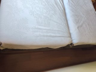 2 camas antiguas de madera. Se incluyen colchones