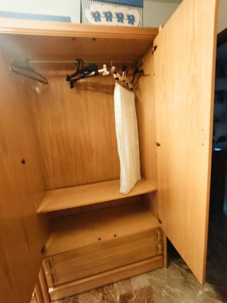 Armario y Mueble Madera de pino.