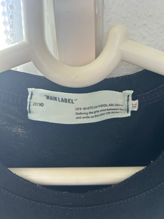 Camiseta Off-White Negra  NO original