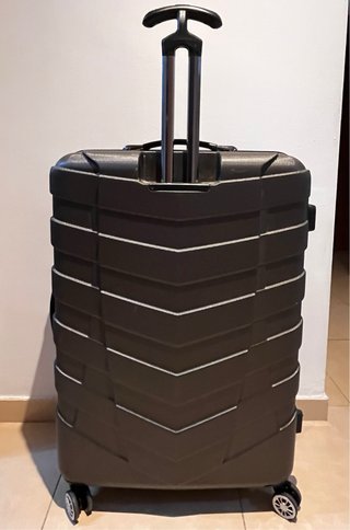 Maleta extra grande de viaje 4 ruedas 32”