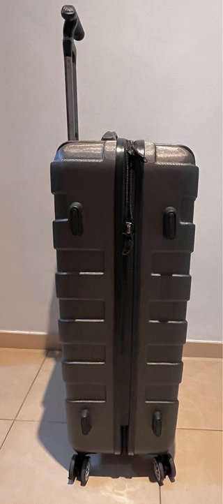 Maleta extra grande de viaje 4 ruedas 32”