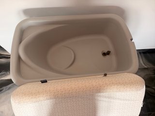 Bañera y cambiador para bebé
