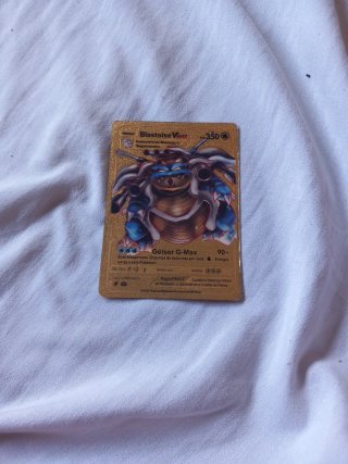 Carta Pokémon Urshifu V Golpes Furiosos